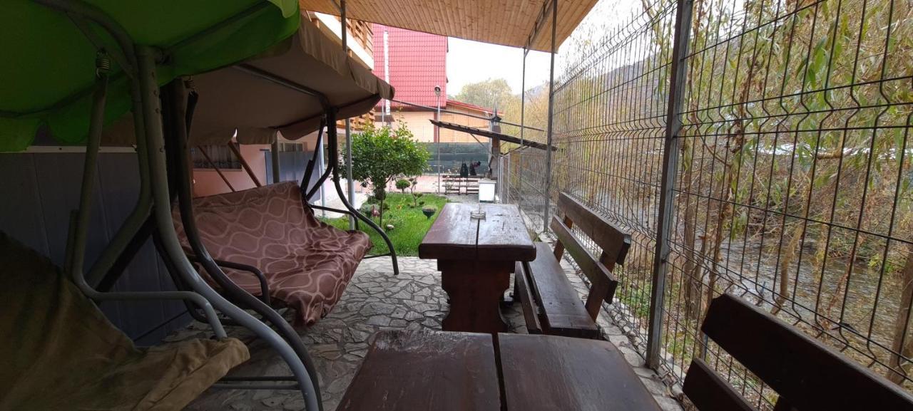 Pensiunea Aurora - Great Hostel Войняса Екстер'єр фото