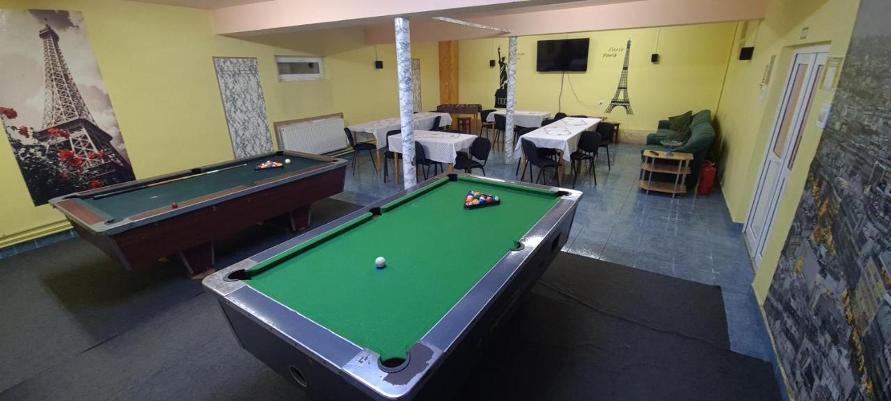 Pensiunea Aurora - Great Hostel Войняса Екстер'єр фото