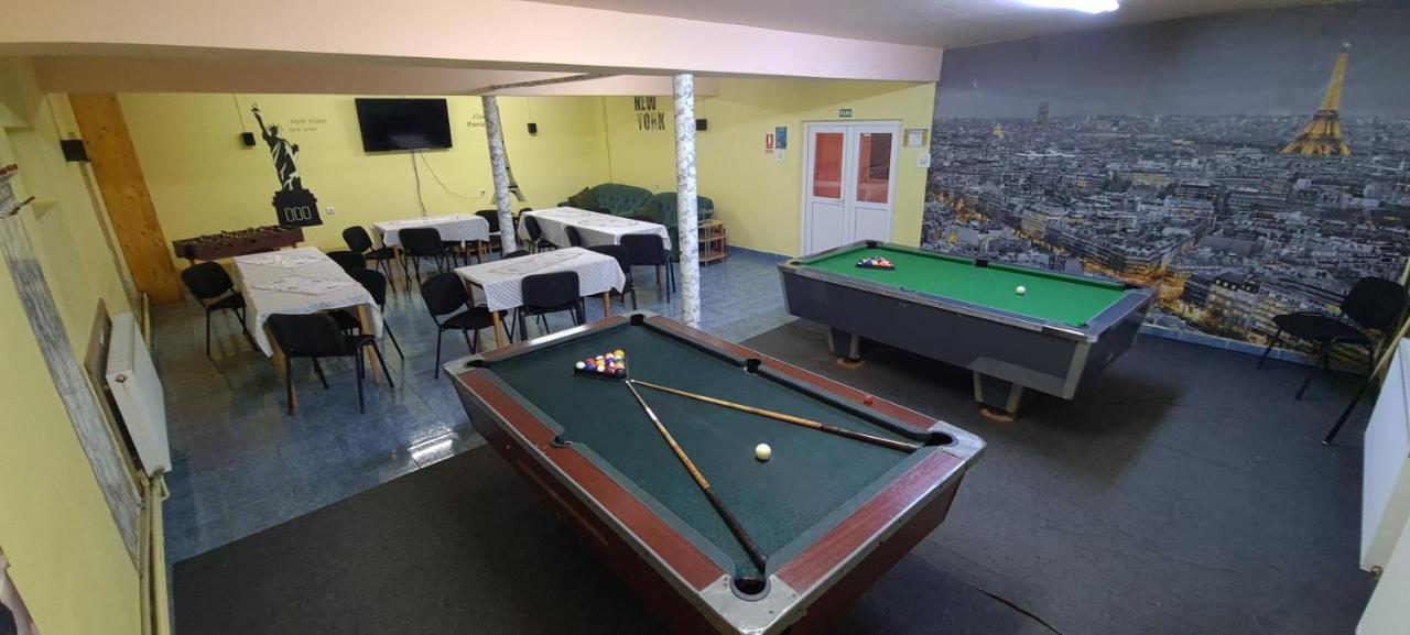 Pensiunea Aurora - Great Hostel Войняса Екстер'єр фото